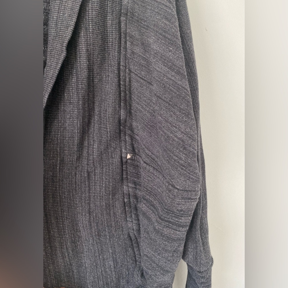 Wilfred Aritzia Diderot Cardigan Cocoon Sweater Size Small - Picture 7 of 9
